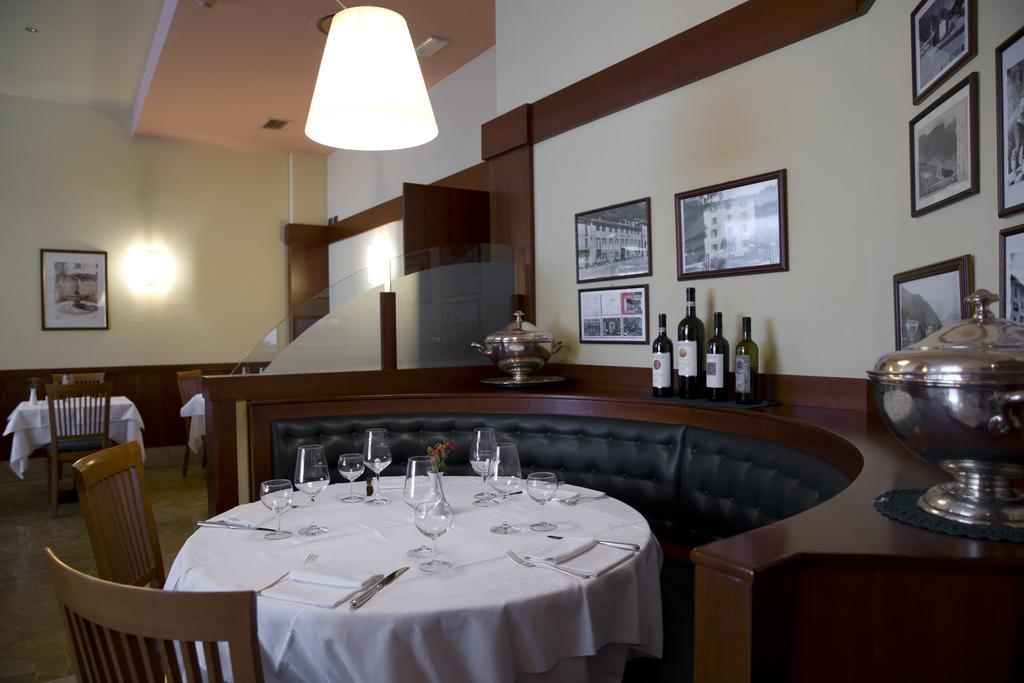 Hotel Conradi Chiavenna Buitenkant foto
