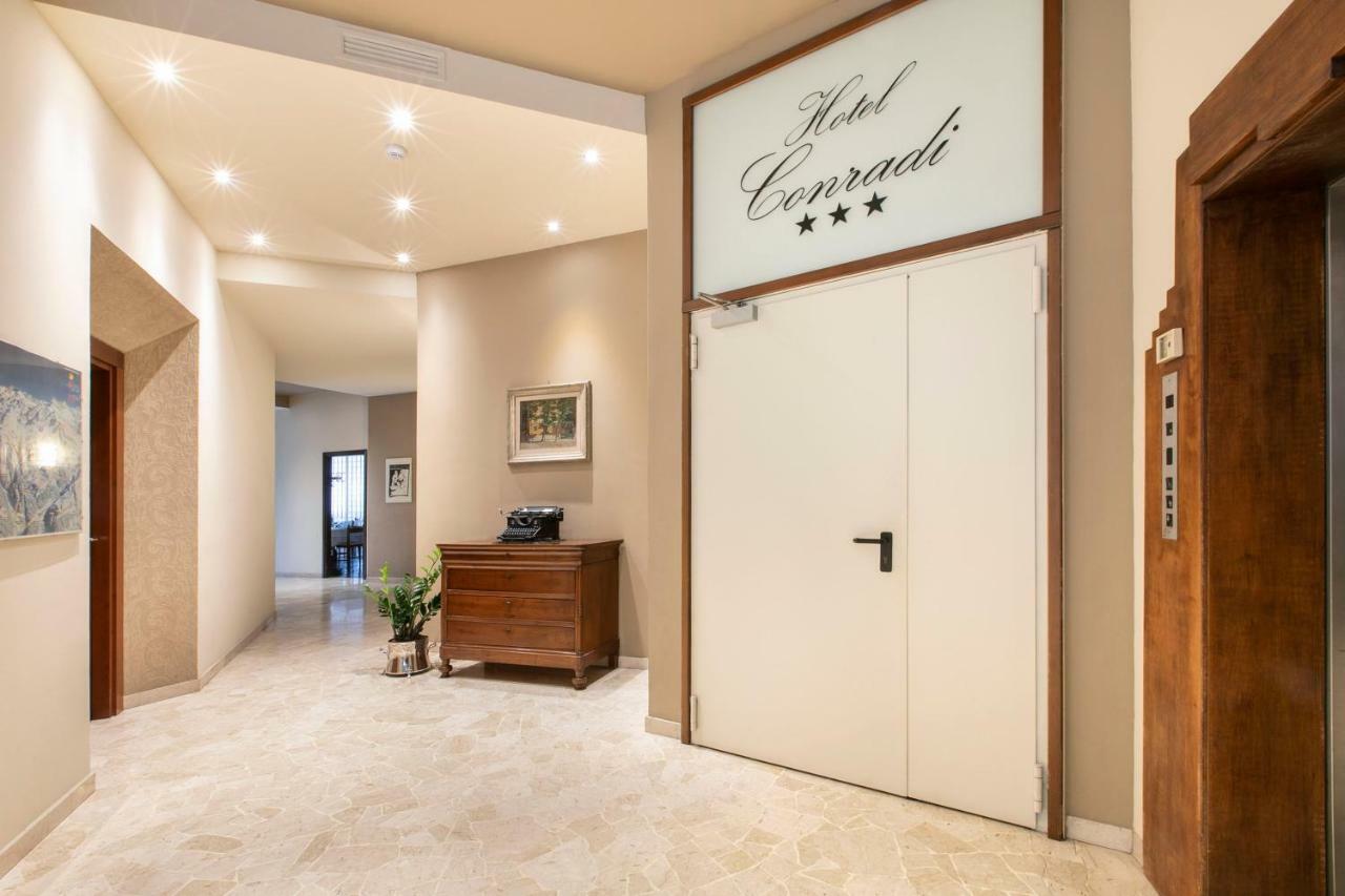 Hotel Conradi Chiavenna Buitenkant foto