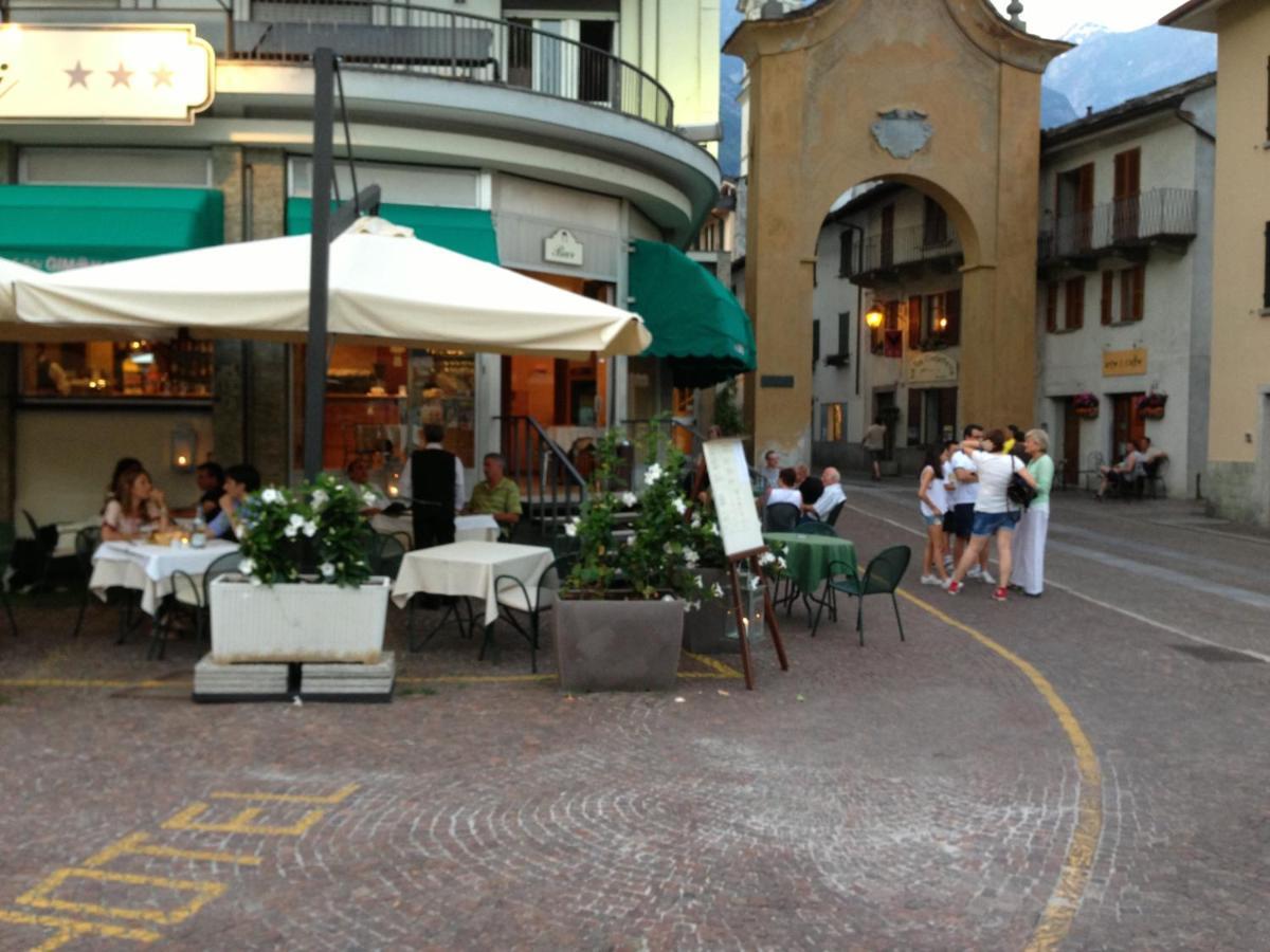 Hotel Conradi Chiavenna Buitenkant foto